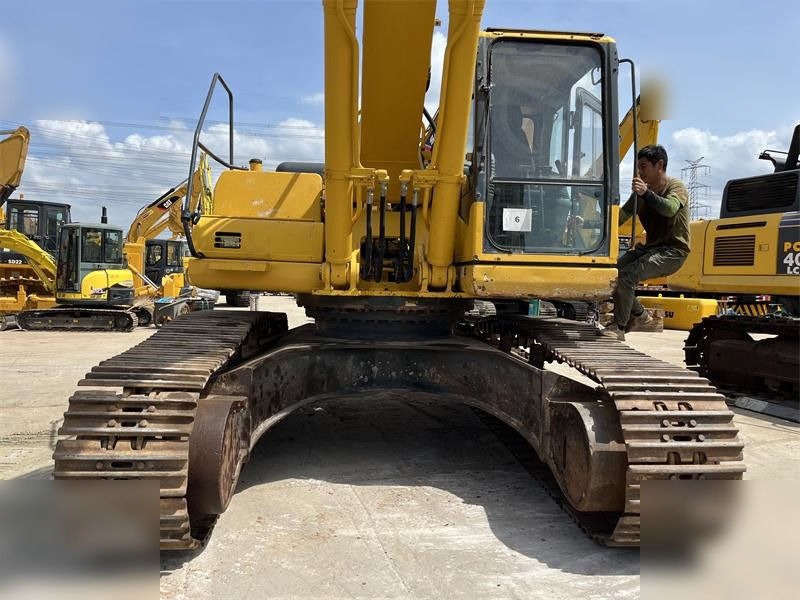 KOMATSU PC400-8 - 履带式挖掘机:图4 KOMATSU PC400-8 - 履带式挖掘机:图4