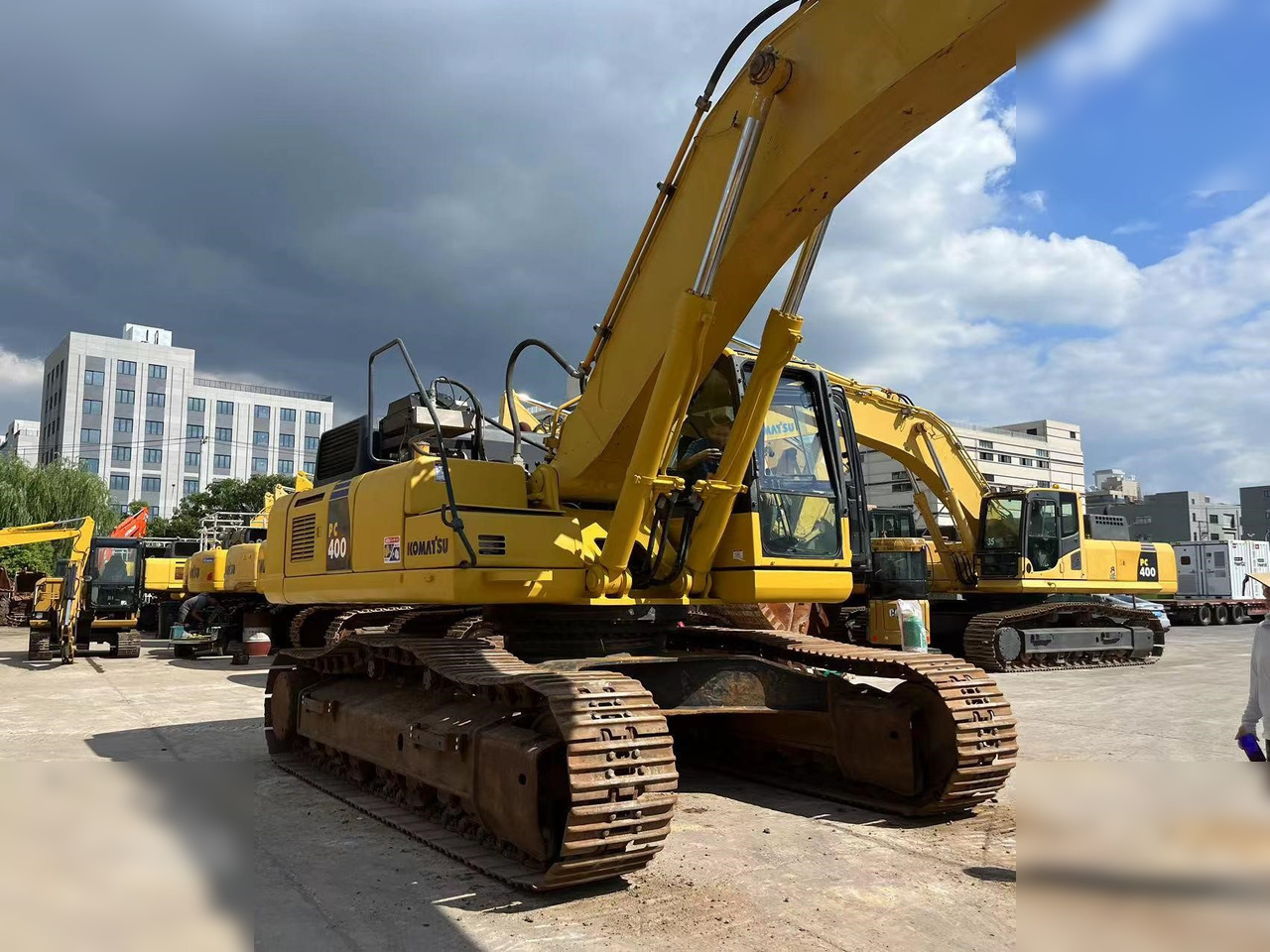KOMATSU PC400-8 - 履带式挖掘机:图3 KOMATSU PC400-8 - 履带式挖掘机:图3