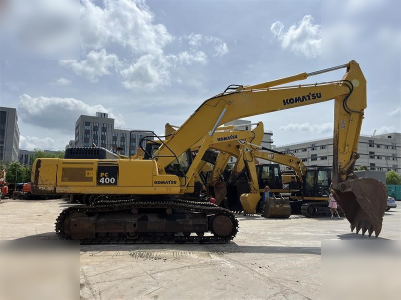 KOMATSU PC400-8 - 履带式挖掘机:图1 KOMATSU PC400-8 - 履带式挖掘机:图1