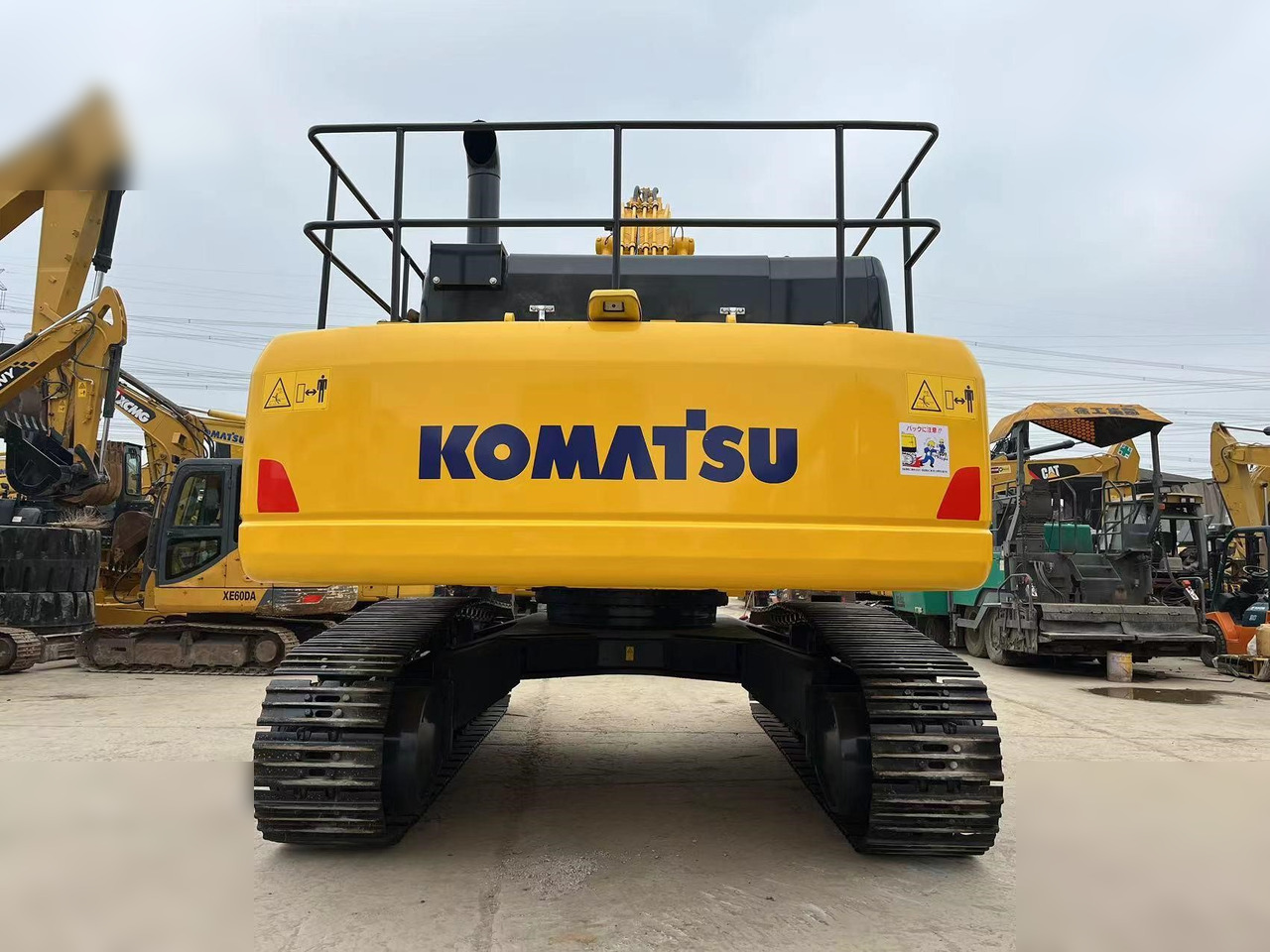 KOMATSU PC450-8 - 履带式挖掘机:图3 KOMATSU PC450-8 - 履带式挖掘机:图3