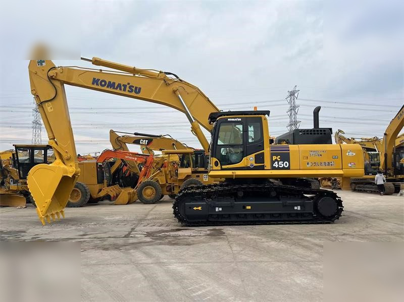 KOMATSU PC450-8 - 履带式挖掘机:图1 KOMATSU PC450-8 - 履带式挖掘机:图1