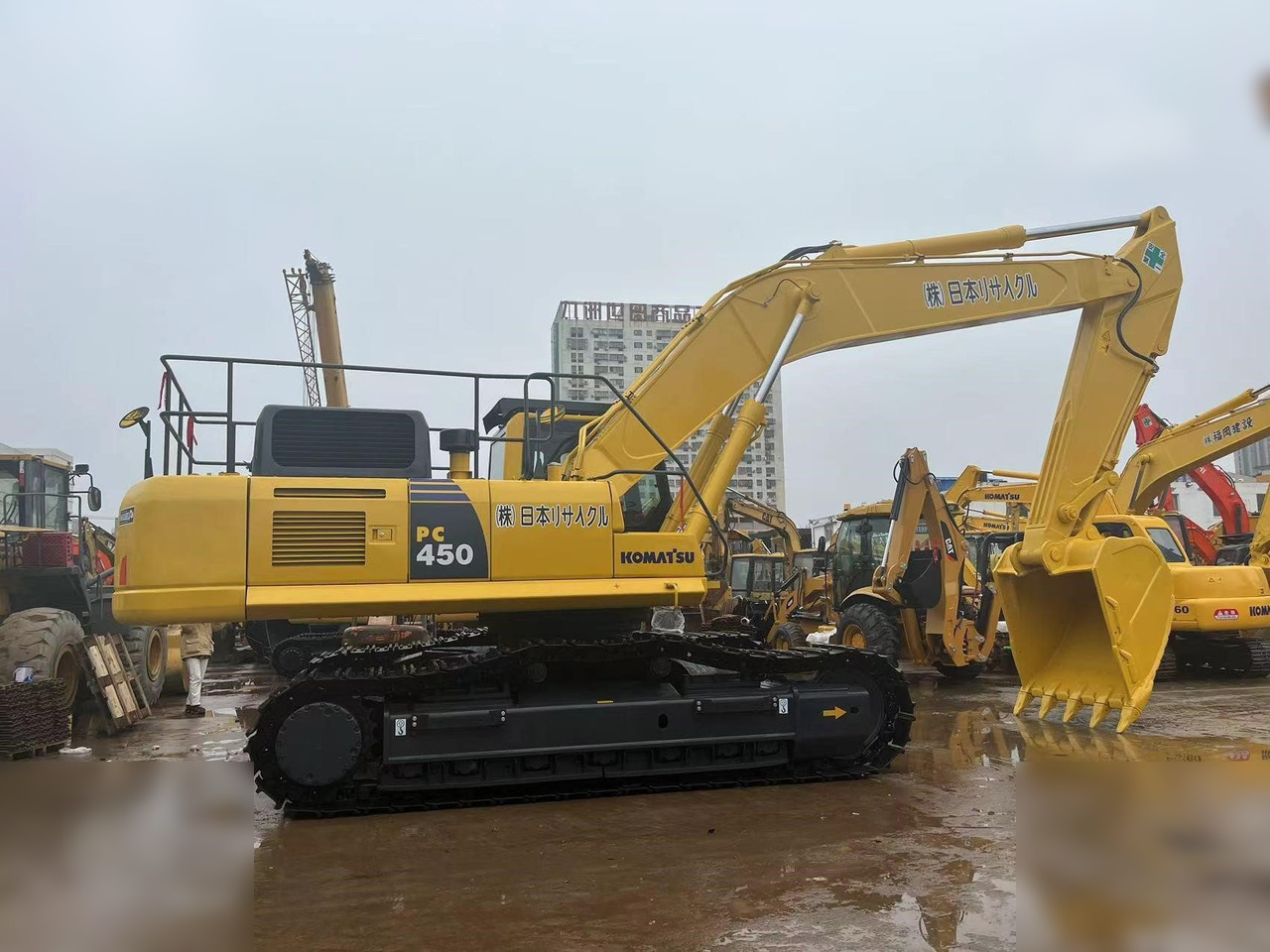 KOMATSU PC450 LC-8 - 履带式挖掘机:图2 KOMATSU PC450 LC-8 - 履带式挖掘机:图2