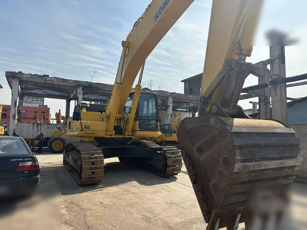 KOMATSU PC460 LC-8 - 履带式挖掘机:图3 KOMATSU PC460 LC-8 - 履带式挖掘机:图3