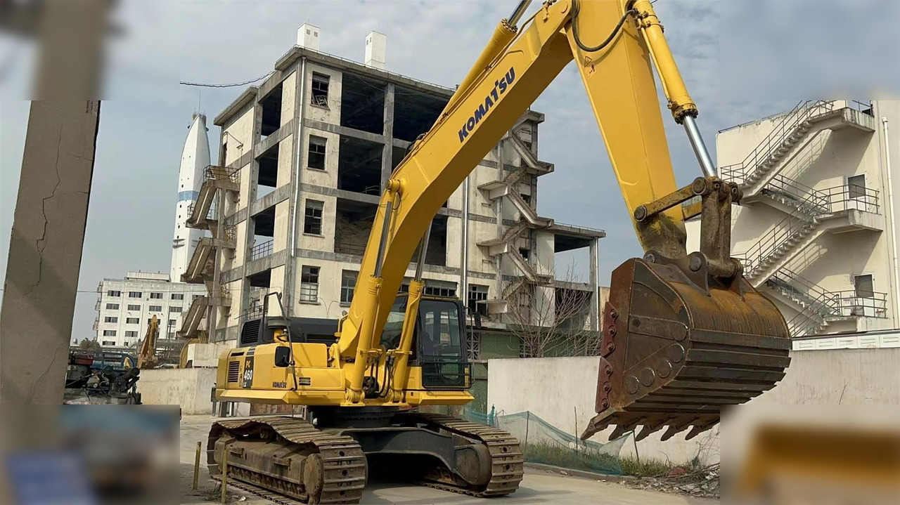 KOMATSU PC460 LC-8 - 履带式挖掘机:图2 KOMATSU PC460 LC-8 - 履带式挖掘机:图2