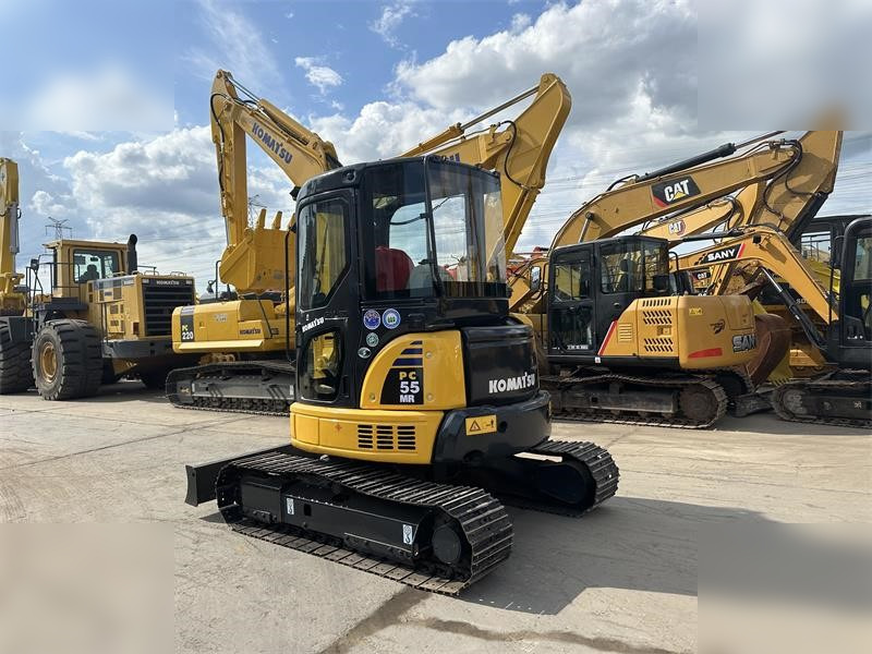 KOMATSU PC55MR-2 - 小型挖掘机:图2 KOMATSU PC55MR-2 - 小型挖掘机:图2