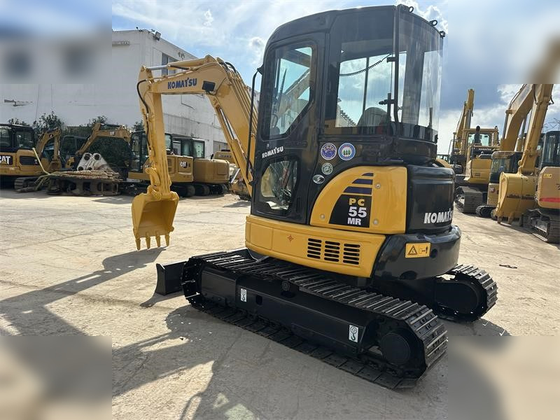 KOMATSU PC55MR-2 - 小型挖掘机:图3 KOMATSU PC55MR-2 - 小型挖掘机:图3
