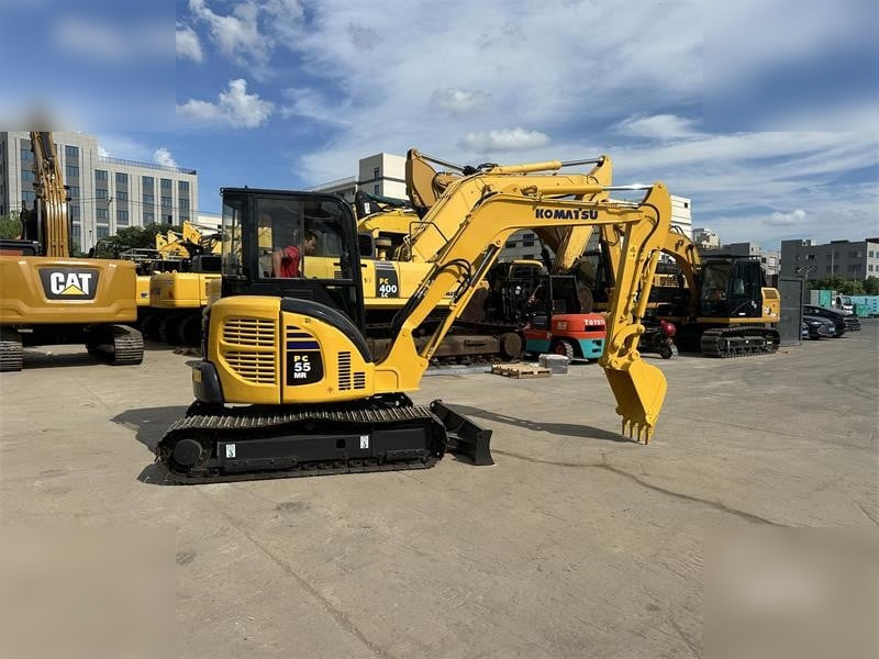 KOMATSU PC55MR-2 - 小型挖掘机:图1 KOMATSU PC55MR-2 - 小型挖掘机:图1
