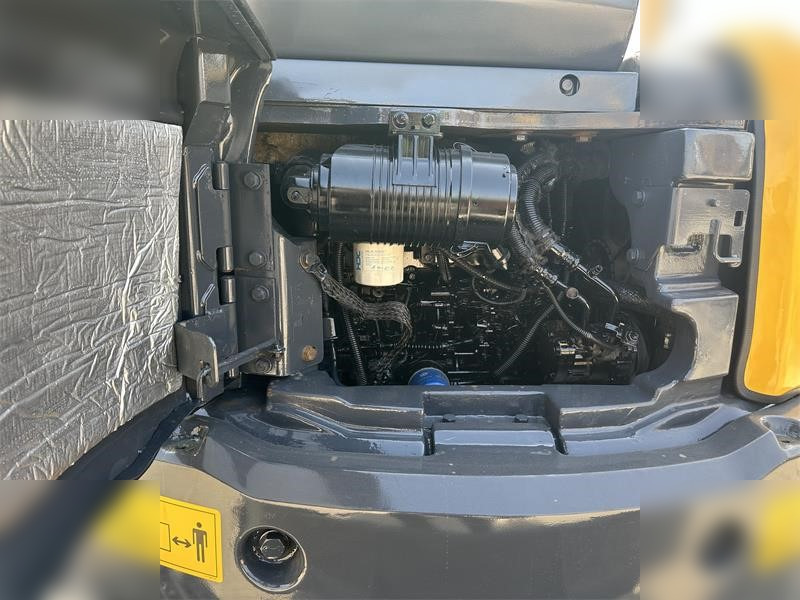 KOMATSU PC55MR-3 - 小型挖掘机:图5 KOMATSU PC55MR-3 - 小型挖掘机:图5