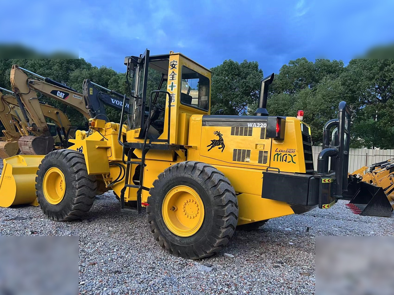 KOMATSU WA320-3 - 轮式装载机:图2 KOMATSU WA320-3 - 轮式装载机:图2