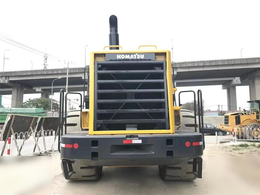 KOMATSU WA600-3 - 轮式装载机:图4 KOMATSU WA600-3 - 轮式装载机:图4
