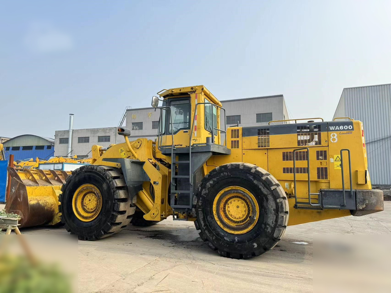 KOMATSU WA600-3 - 轮式装载机:图1 KOMATSU WA600-3 - 轮式装载机:图1