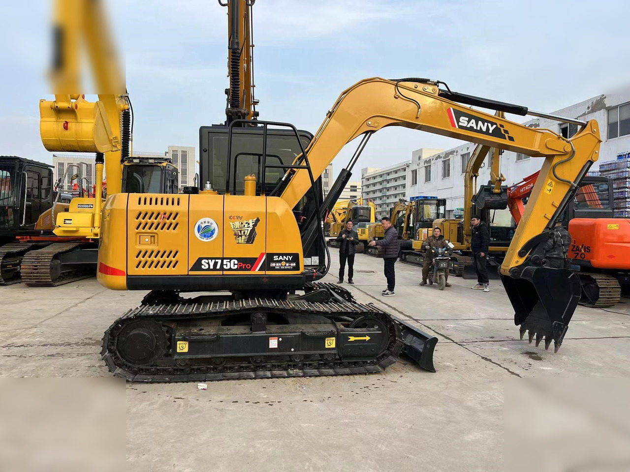 SANY SY75C - 履带式挖掘机:图2 SANY SY75C - 履带式挖掘机:图2