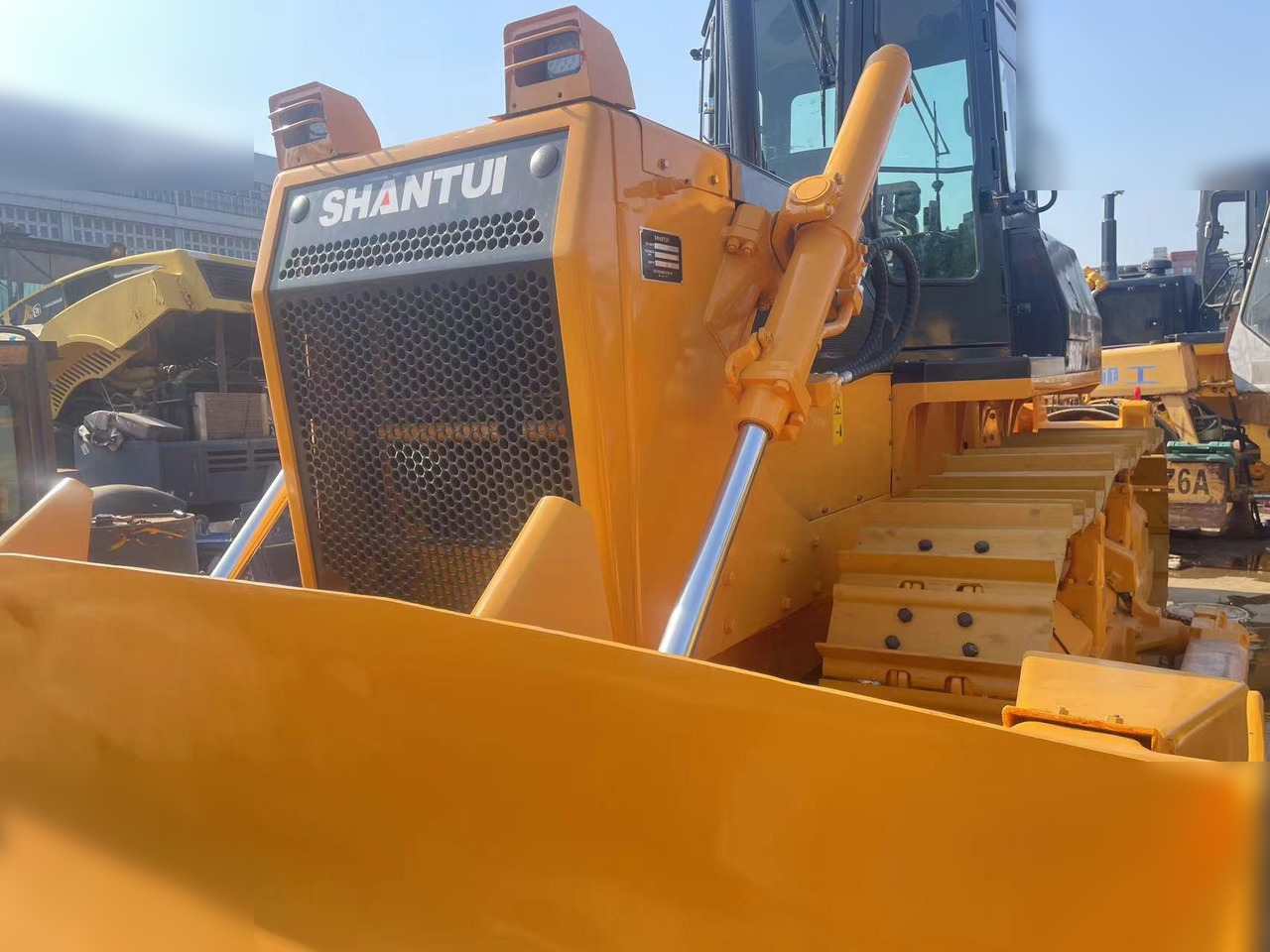 SHANTUI SD16 - 推土机:图5 SHANTUI SD16 - 推土机:图5