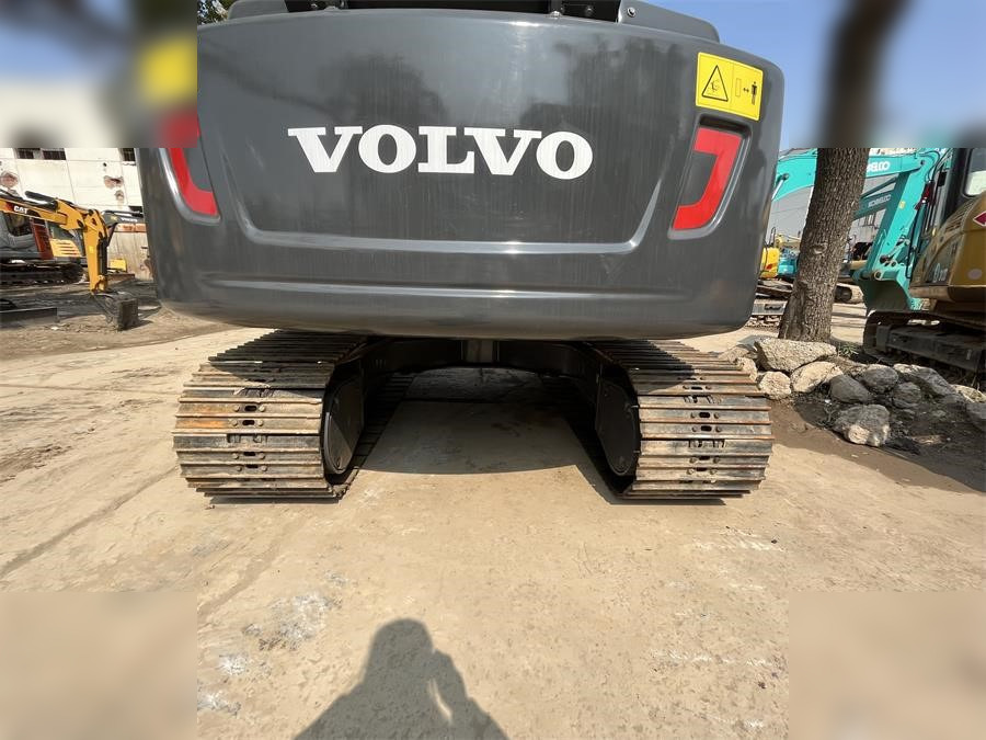 VOLVO EC140DL - 履带式挖掘机:图4 VOLVO EC140DL - 履带式挖掘机:图4