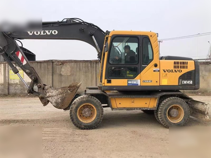VOLVO EW145B - 轮式挖掘机:图2 VOLVO EW145B - 轮式挖掘机:图2