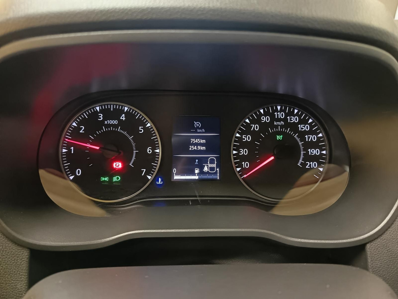 越野车 Dacia Duster Prestige Tce 130*KLIMA*SHZ*R-KAM*DAB*NAVI:图9 越野车 Dacia Duster Prestige Tce 130*KLIMA*SHZ*R-KAM*DAB*NAVI:图9