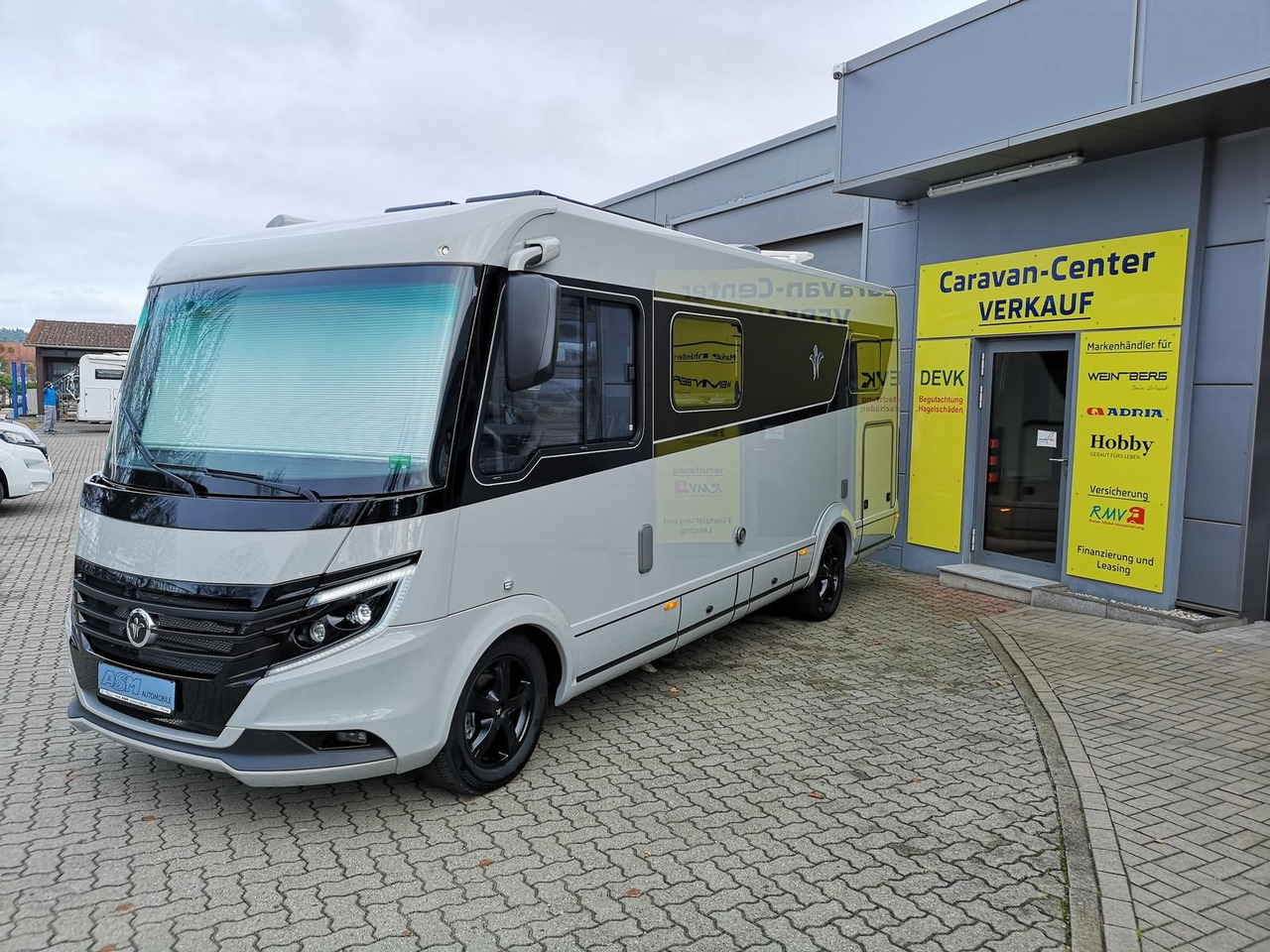 Niesmann + Bischoff iSmove 6.9 E 132 kW+AHK+SOLAR+ALDE+KLIMA+NAVI - 集成房车:图2 Niesmann + Bischoff iSmove 6.9 E 132 kW+AHK+SOLAR+ALDE+KLIMA+NAVI - 集成房车:图2