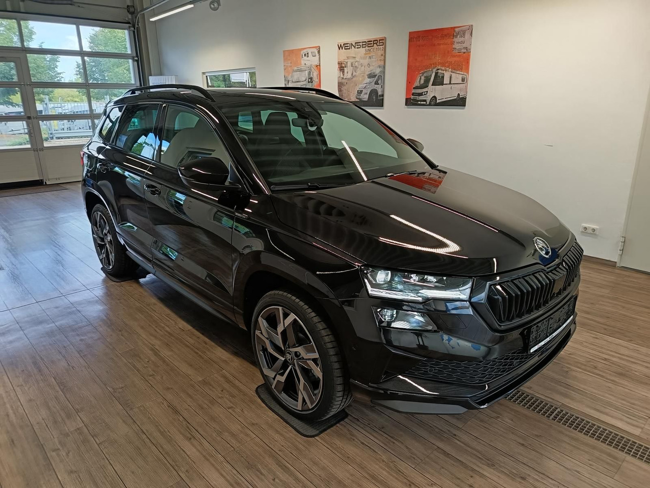 Skoda Karoq Sportline 1,5 TSI DSG*AHK*PSD*STD.HZG*NAVI - 越野车:图3 Skoda Karoq Sportline 1,5 TSI DSG*AHK*PSD*STD.HZG*NAVI - 越野车:图3