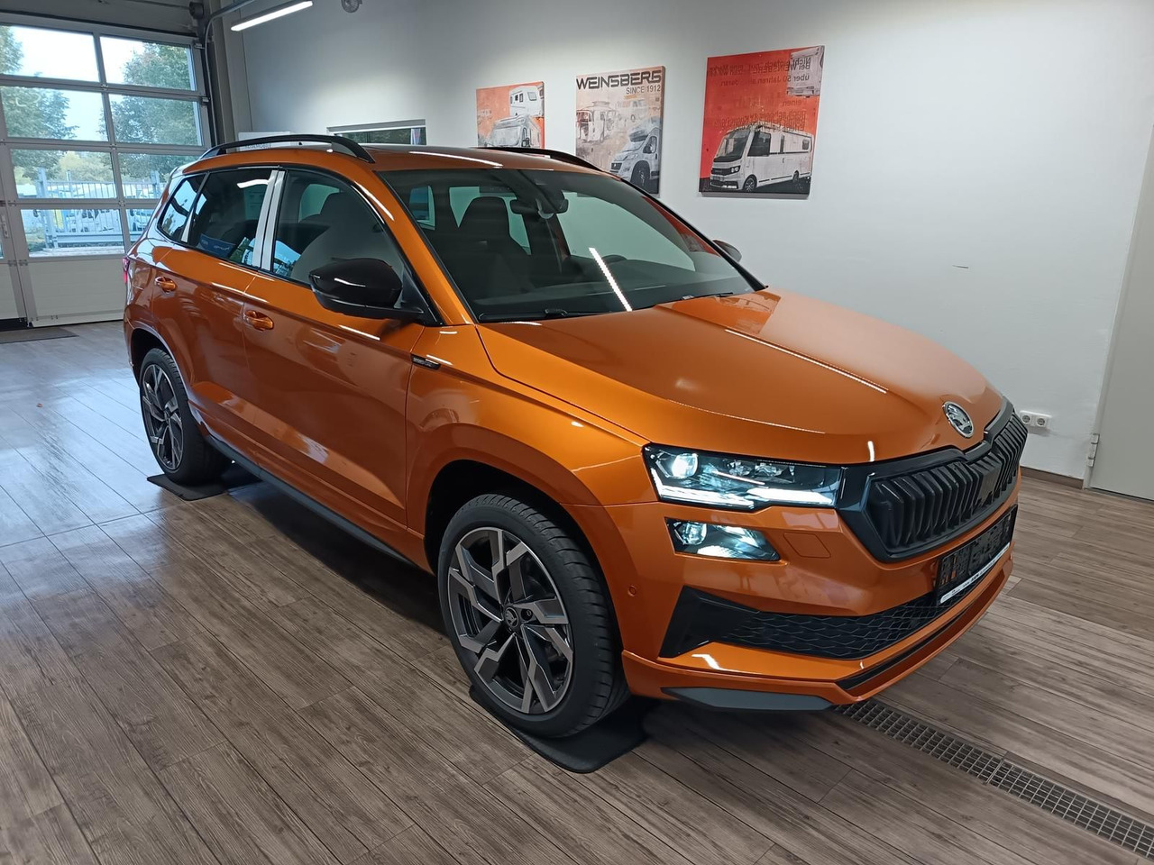 Skoda Karoq Sportline 2,0 TDI DSG 4x4*AHK*PSD*STD.HZG* - 越野车:图3 Skoda Karoq Sportline 2,0 TDI DSG 4x4*AHK*PSD*STD.HZG* - 越野车:图3