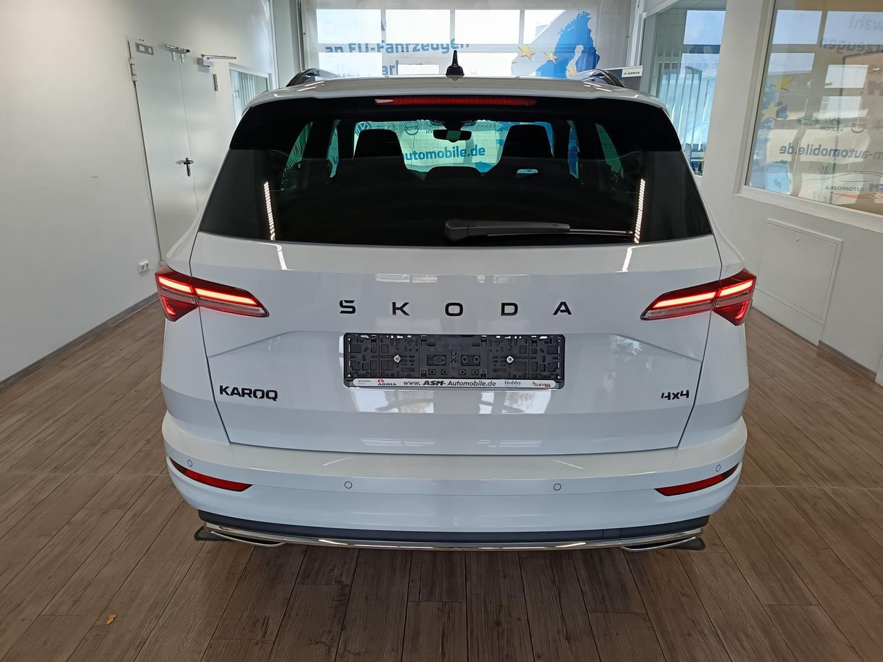 Skoda Karoq Sportline 2,0 TDI DSG 4x4*AHK*PSD*STD.HZG* - 越野车:图5 Skoda Karoq Sportline 2,0 TDI DSG 4x4*AHK*PSD*STD.HZG* - 越野车:图5