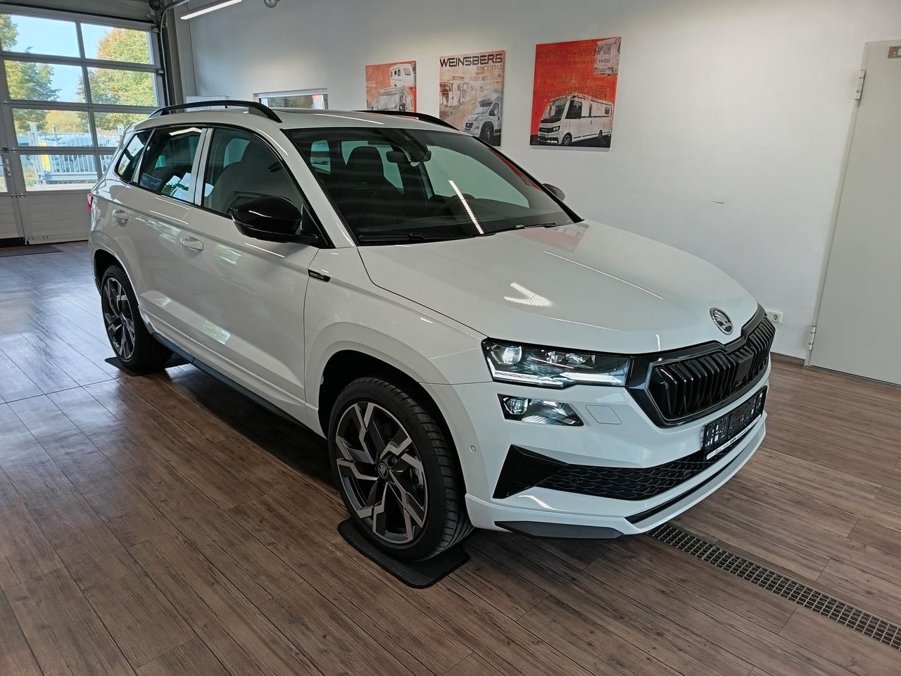 Skoda Karoq Sportline 2,0 TDI DSG 4x4*AHK*PSD*STD.HZG* - 越野车:图3 Skoda Karoq Sportline 2,0 TDI DSG 4x4*AHK*PSD*STD.HZG* - 越野车:图3