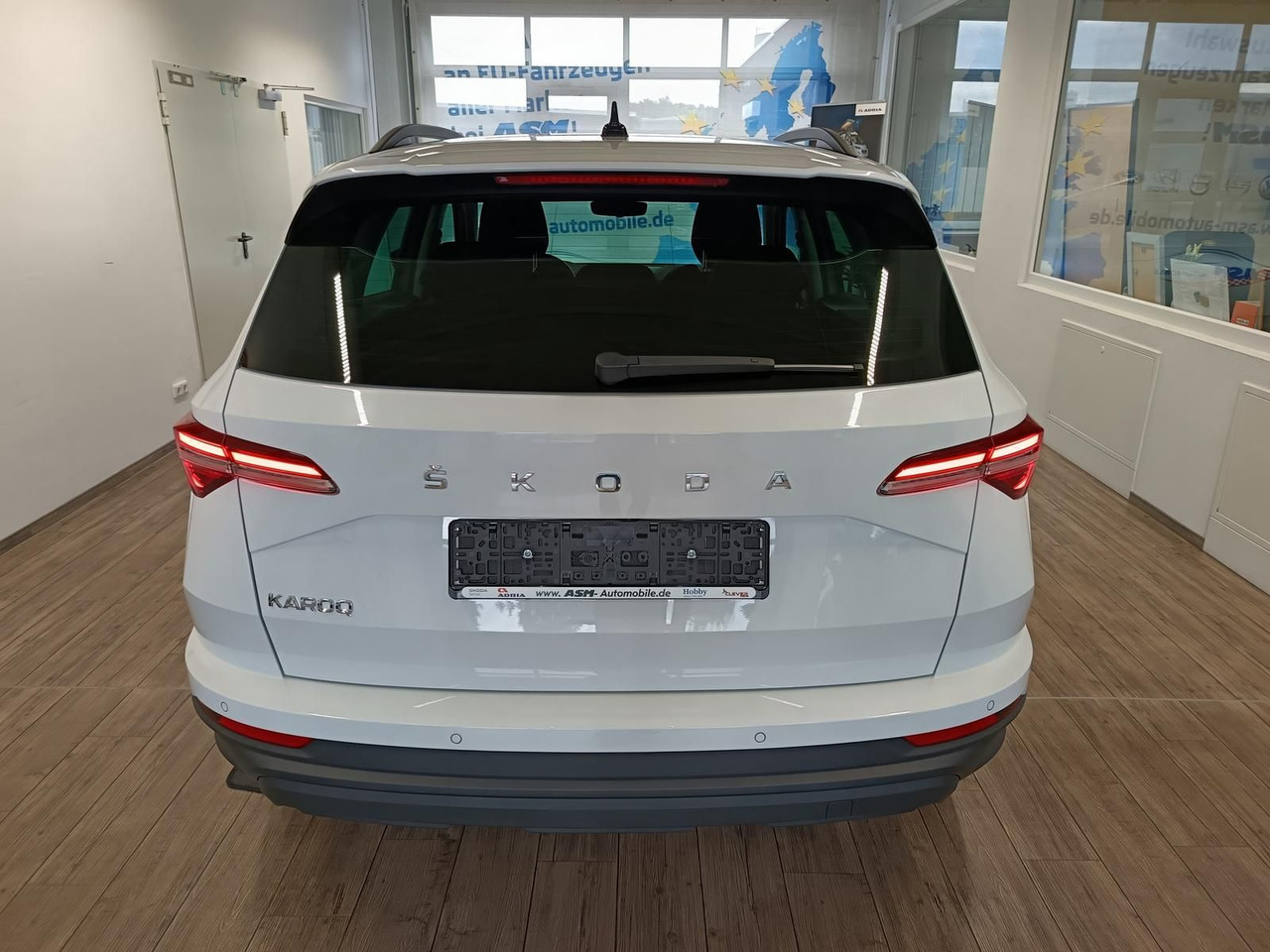 Skoda Karoq Style 1,5TSI DSG*AHK-VORBER*NAVI*LED*R-KAM - 越野车:图5 Skoda Karoq Style 1,5TSI DSG*AHK-VORBER*NAVI*LED*R-KAM - 越野车:图5