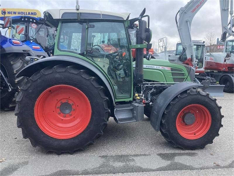 Fendt 211 Vario TMS - 拖拉机:图4 Fendt 211 Vario TMS - 拖拉机:图4