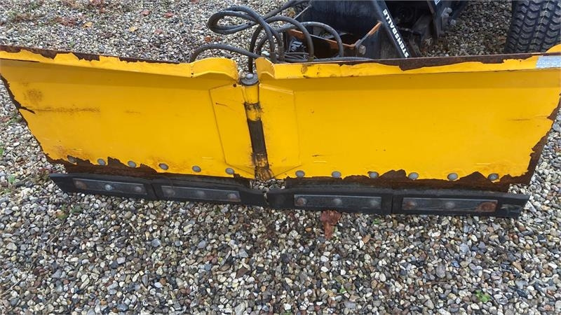 GMR FS1600VL V-Plov - 推雪板 适用于 农业机械:图1 GMR FS1600VL V-Plov - 推雪板 适用于 农业机械:图1