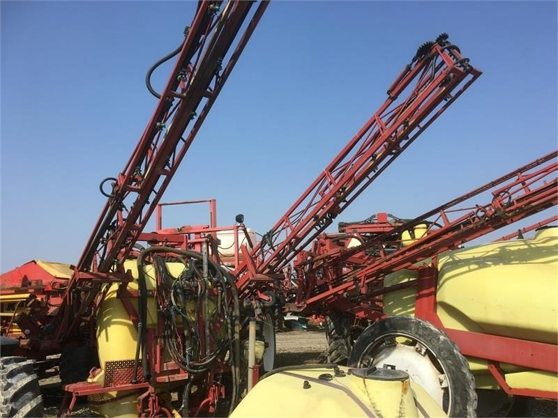 Hardi Mega 1200L 21m LPZ - 牵引式喷雾机:图1 Hardi Mega 1200L 21m LPZ - 牵引式喷雾机:图1