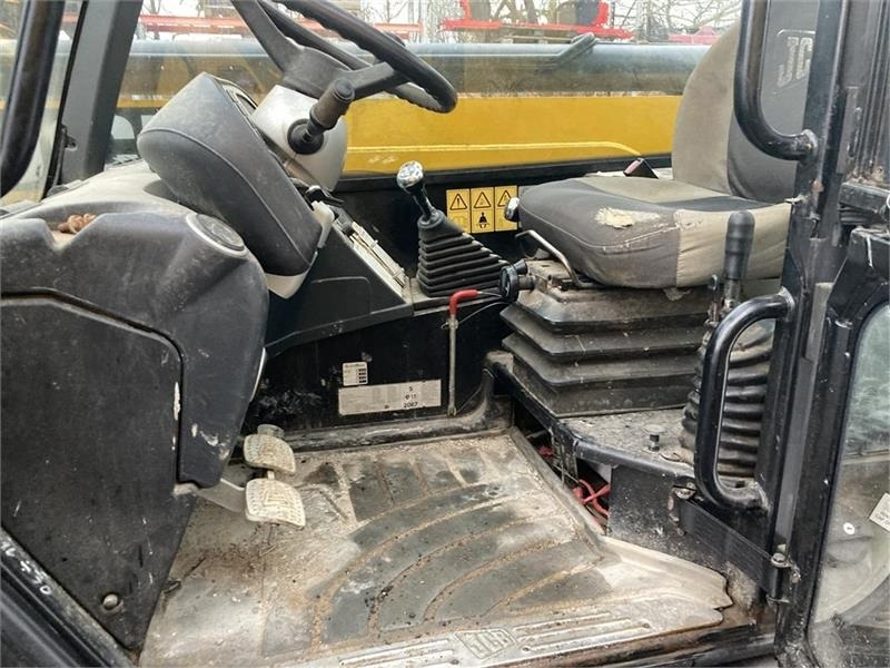 JCB 535-95 Agri - 伸缩臂叉装车:图5 JCB 535-95 Agri - 伸缩臂叉装车:图5