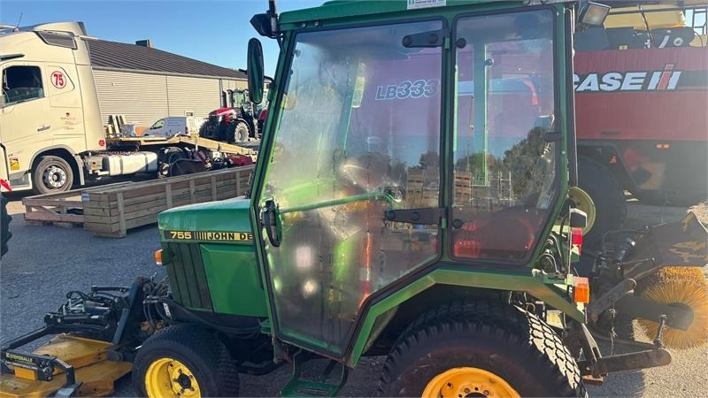 John Deere 755 Kompakt traktor  - 市政牵引车:图5 John Deere 755 Kompakt traktor  - 市政牵引车:图5