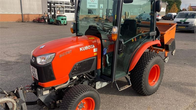 Kubota B2261 med 120 cm kost og udlægger  - 市政牵引车:图3 Kubota B2261 med 120 cm kost og udlægger  - 市政牵引车:图3