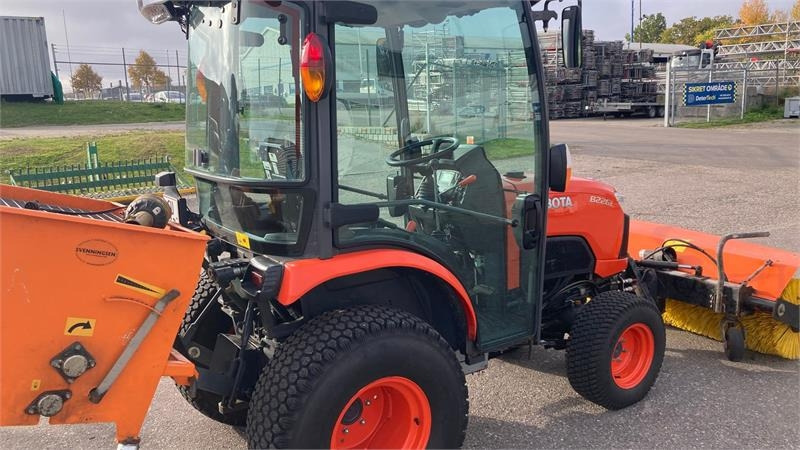 Kubota B2261 med 120 cm kost og udlægger  - 市政牵引车:图5 Kubota B2261 med 120 cm kost og udlægger  - 市政牵引车:图5