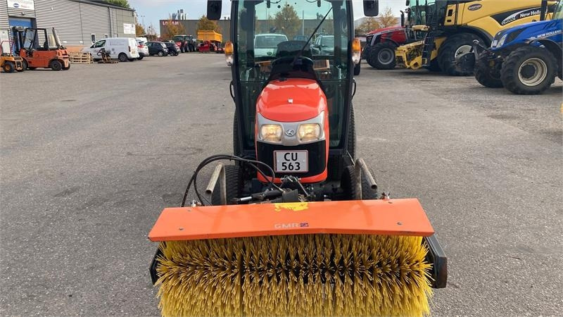 Kubota ST341 inkl. 150 cm kost og udlægger  - 市政牵引车:图3 Kubota ST341 inkl. 150 cm kost og udlægger  - 市政牵引车:图3