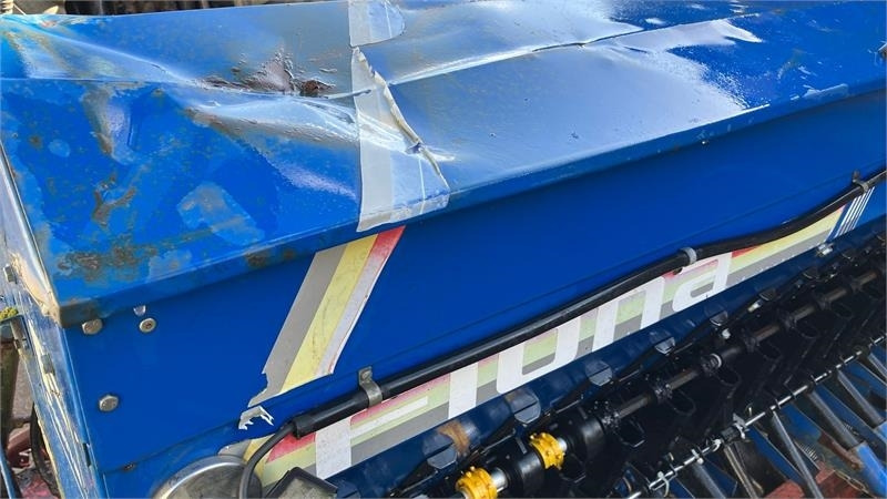 Kuhn HR 3001 M med Fiona Apollo - 联合条播机:图5 Kuhn HR 3001 M med Fiona Apollo - 联合条播机:图5