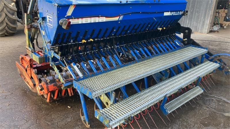 Kuhn HR 3001 M med Fiona Apollo - 联合条播机:图3 Kuhn HR 3001 M med Fiona Apollo - 联合条播机:图3