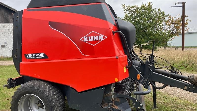 Kuhn VB 2295 - 圆形打包机:图2 Kuhn VB 2295 - 圆形打包机:图2
