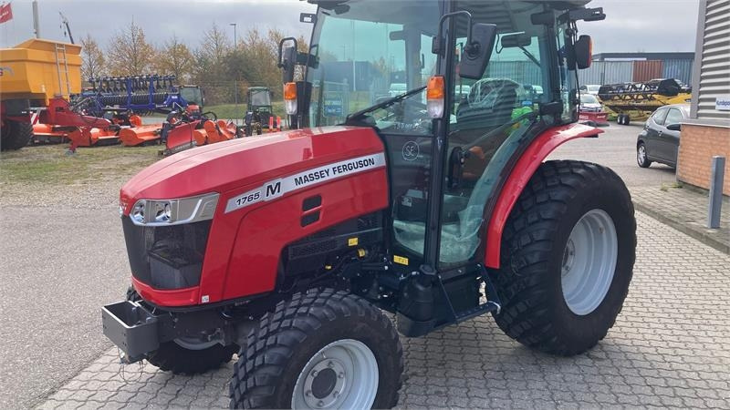 Massey Ferguson 1765 M HC - 市政牵引车:图3 Massey Ferguson 1765 M HC - 市政牵引车:图3