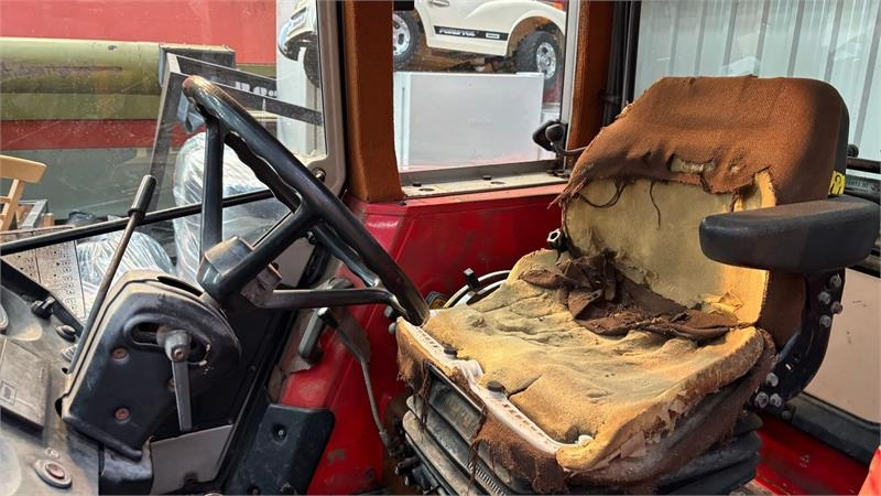 Massey Ferguson 699  - 拖拉机:图5 Massey Ferguson 699  - 拖拉机:图5