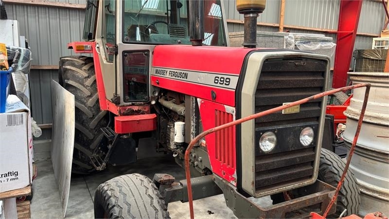 Massey Ferguson 699 - 拖拉机:图1 Massey Ferguson 699 - 拖拉机:图1