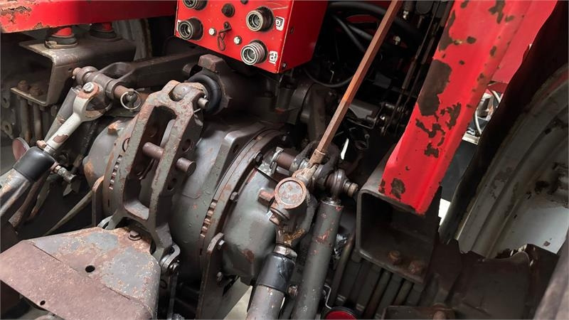 Massey Ferguson 699  - 拖拉机:图3 Massey Ferguson 699  - 拖拉机:图3