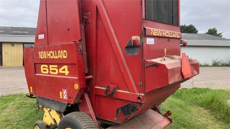 New Holland 654 RUNDBALLEPRESSER Cropcutter - 圆形打包机:图3 New Holland 654 RUNDBALLEPRESSER Cropcutter - 圆形打包机:图3