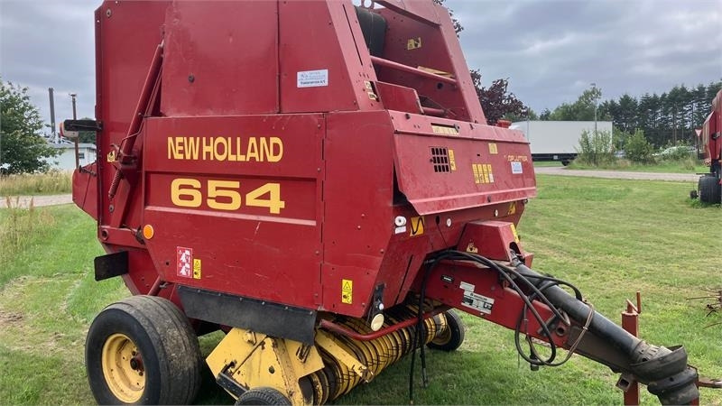 New Holland 654 RUNDBALLEPRESSER Cropcutter - 圆形打包机:图1 New Holland 654 RUNDBALLEPRESSER Cropcutter - 圆形打包机:图1