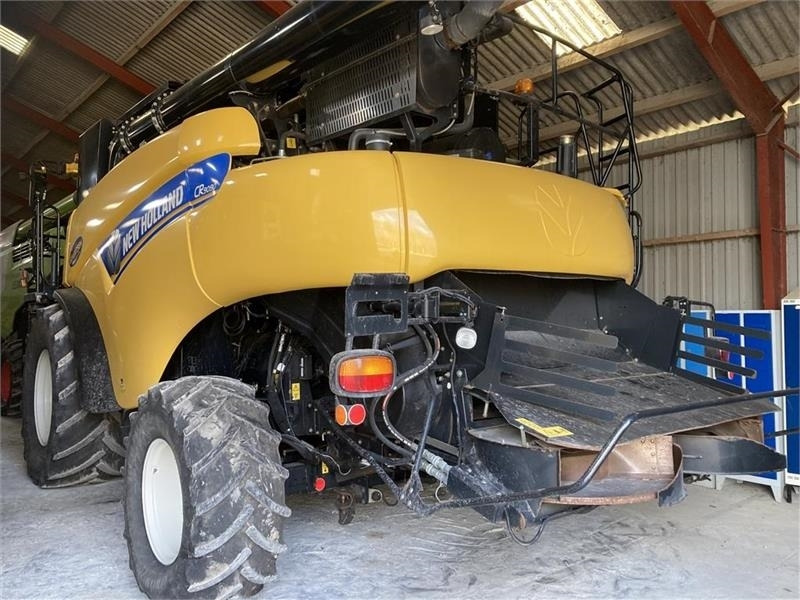 New Holland CR9090 35 fod VF bord og 4wd mm. - 联合收割机:图4 New Holland CR9090 35 fod VF bord og 4wd mm. - 联合收割机:图4