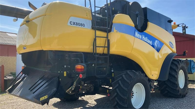 New Holland CX 8080 SLH med 30 fods Varifeed - 联合收割机:图3 New Holland CX 8080 SLH med 30 fods Varifeed - 联合收割机:图3