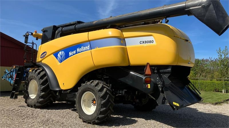 New Holland CX 8080 SLH med 30 fods Varifeed - 联合收割机:图4 New Holland CX 8080 SLH med 30 fods Varifeed - 联合收割机:图4