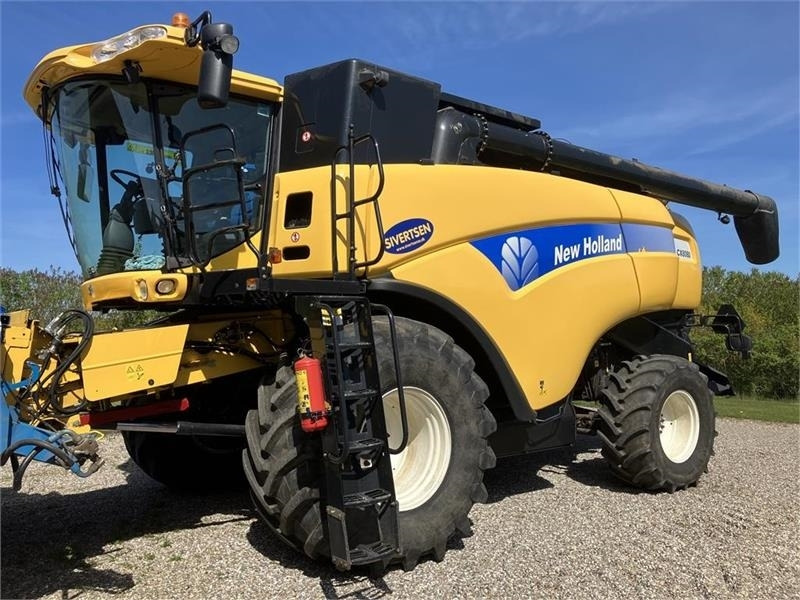 New Holland CX 8080 SLH - 联合收割机:图1 New Holland CX 8080 SLH - 联合收割机:图1