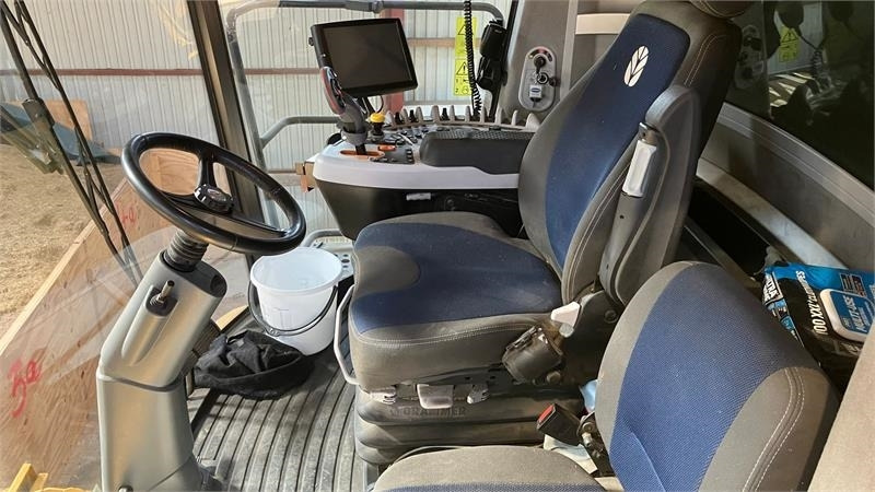 New Holland CX8.90 SLH - 联合收割机:图5 New Holland CX8.90 SLH - 联合收割机:图5