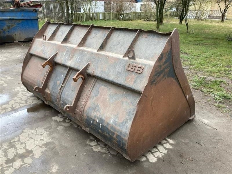 New Holland SKOVL Korn/flisskovl med CNH teleskopophæng - 装载机铲斗:图3 New Holland SKOVL Korn/flisskovl med CNH teleskopophæng - 装载机铲斗:图3