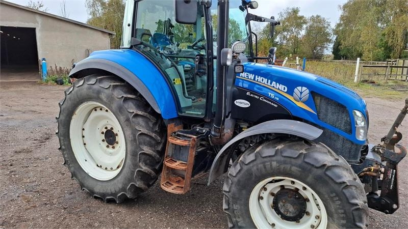 New Holland T5.115 EC - 拖拉机:图2 New Holland T5.115 EC - 拖拉机:图2
